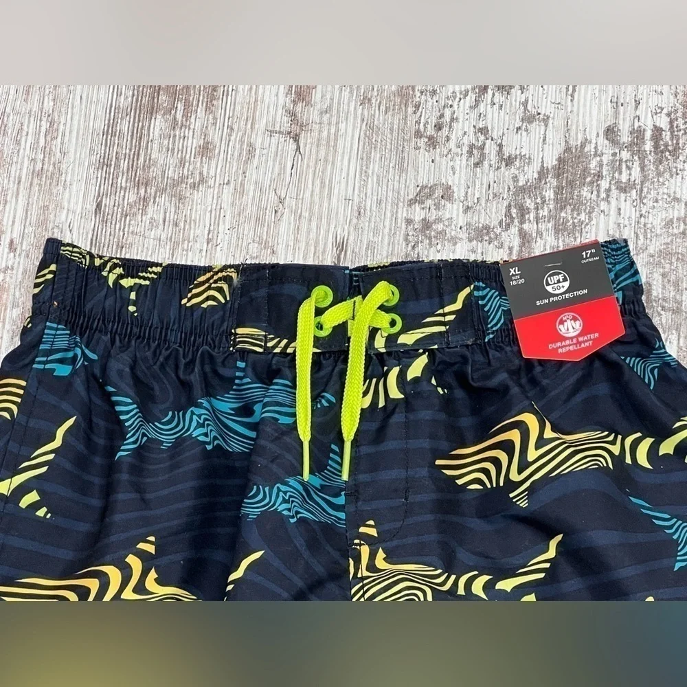 Boys - Speedo Swim Trunks - XL (18/20)